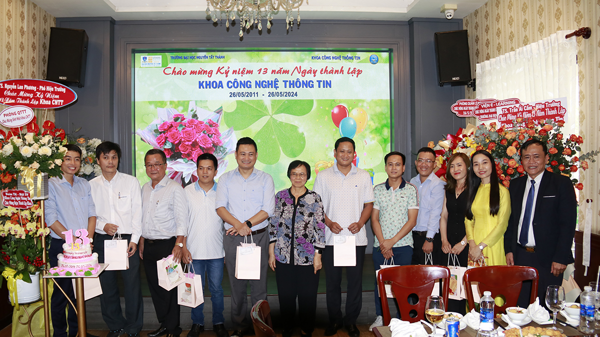 Welcome Event Celebrating the 13th Anniversary of the Founding of the IT Faculty, Nguyen Tat Thanh University (May 26, 2011 - May 26, 2024)